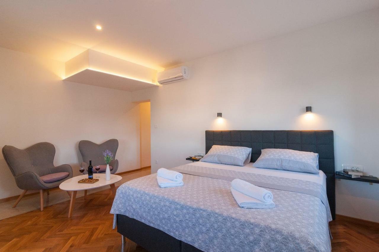 Beautiful Apartment With Private Pool Trogir Exteriér fotografie
