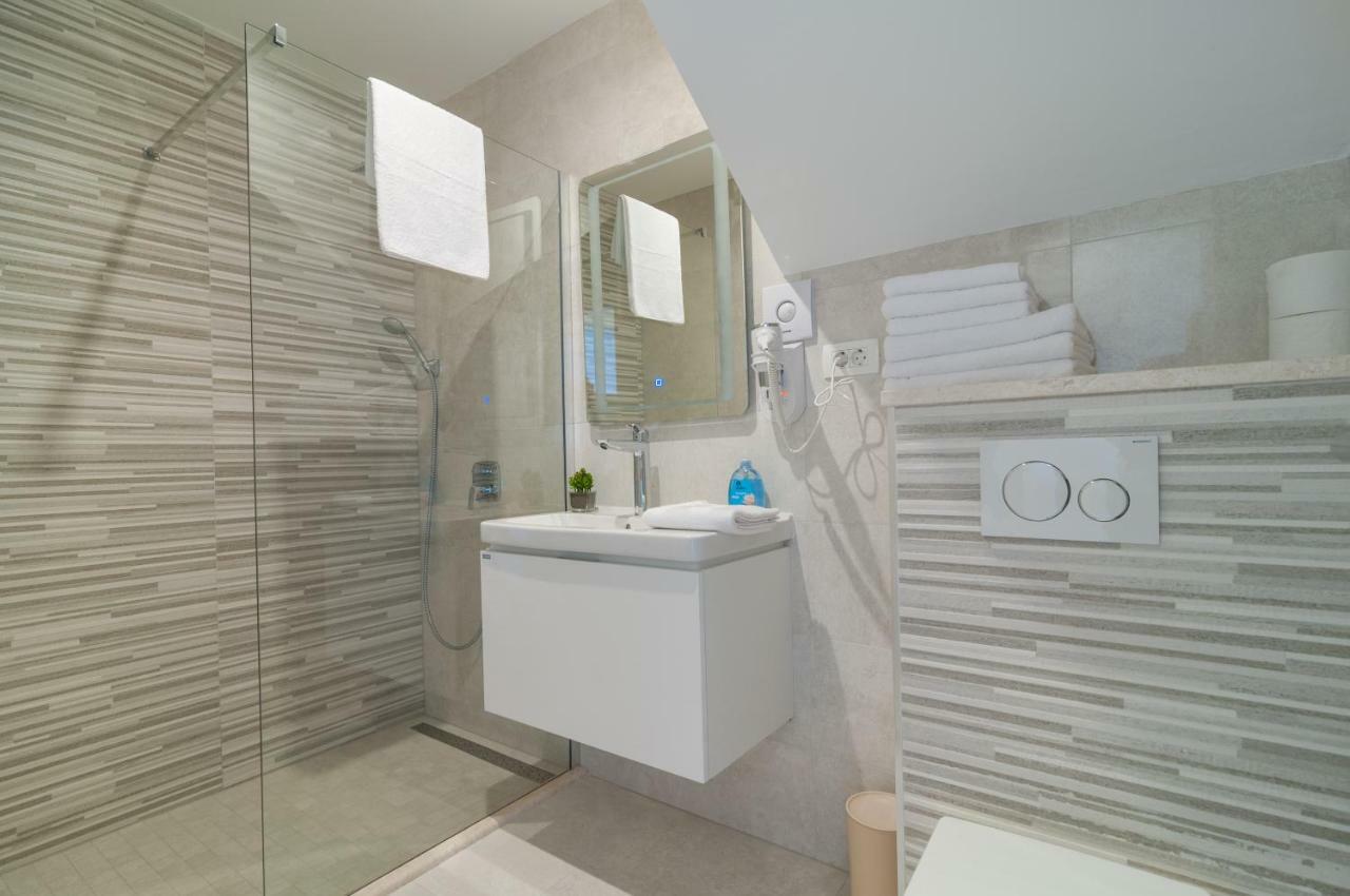 Beautiful Apartment With Private Pool Trogir Exteriér fotografie